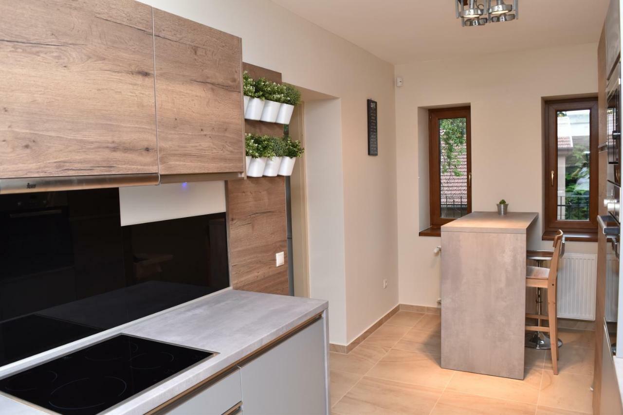 Fenyo Apartman Miskolctapolca Exteriör bild