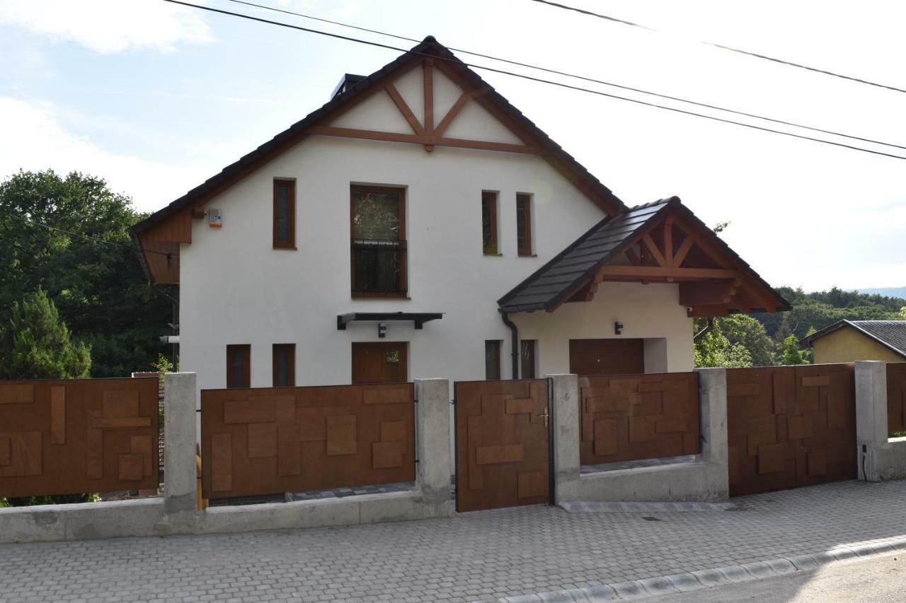 Fenyo Apartman Miskolctapolca Exteriör bild